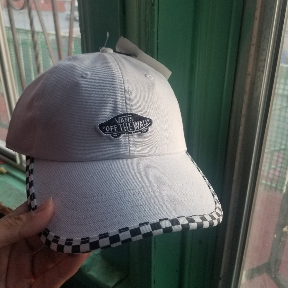 Van's Check It Hat